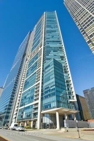 340 E. RANDOLPH Street, Chicago, IL 60601