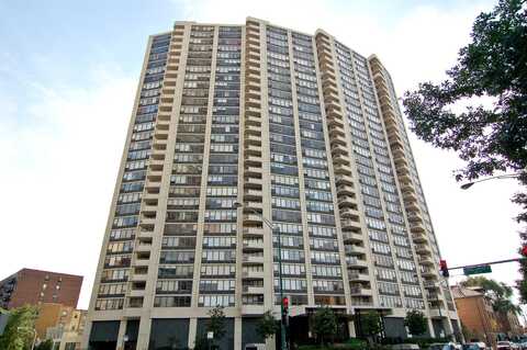 3930 N. PINE GROVE Avenue, Chicago, IL 60613