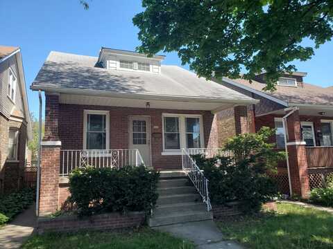 2635 N. Mango Avenue, Chicago, IL 60639