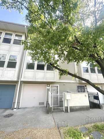 1007 E. 61ST Street, Chicago, IL 60637