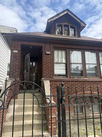 2145 N. Karlov Avenue, Chicago, IL 60639