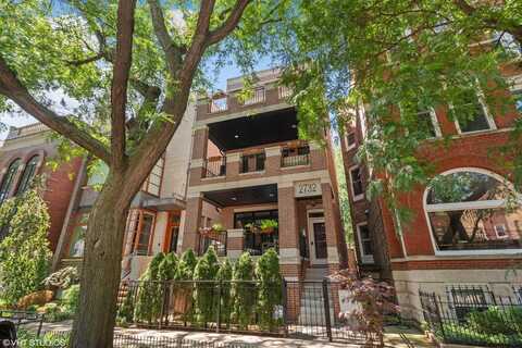 2732 N. Seminary Avenue, Chicago, IL 60614