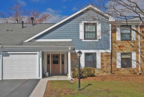 696 Oakmont Lane, Wheeling, IL 60090