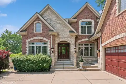 3938 Glendenning Road, Downers Grove, IL 60515
