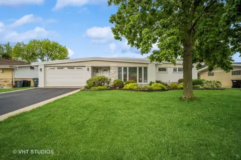 5654 N. Manor Lane, Norwood, IL 60631