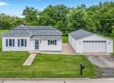 819 S. Ottawa Street, Earlville, IL 60518