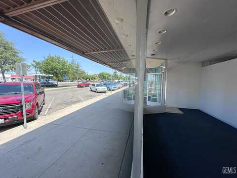 1908 Chester Avenue, Bakersfield, CA 93308
