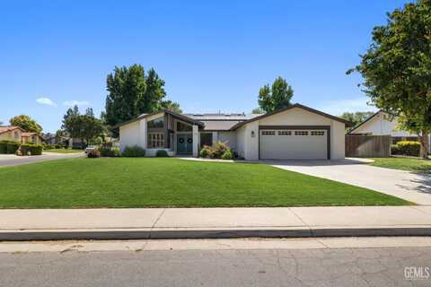 2700 Hoad Lane, Bakersfield, CA 93309