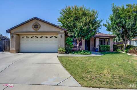 5900 Cougar Falls Court, Bakersfield, CA 93312