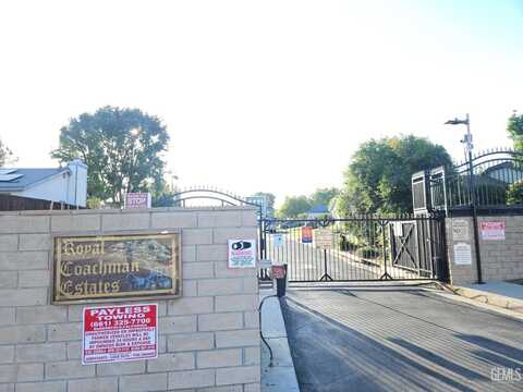 6208 Stonegate Drive, Bakersfield, CA 93306