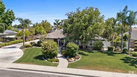 13521 Cedar Creek Avenue, Bakersfield, CA 93311