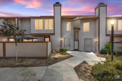 2600 Chandler Court, Bakersfield, CA 93309