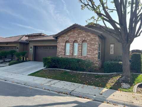 8701 Maggiore Lane, Bakersfield, CA 93312