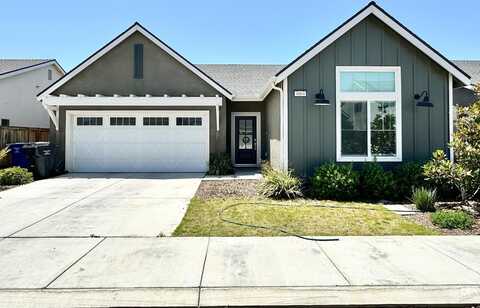 9009 Cloud Crest Way, Shafter, CA 93263