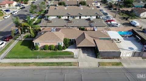 1022 9th Avenue, Delano, CA 93215