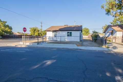145 Kincaid Street, Bakersfield, CA 93307
