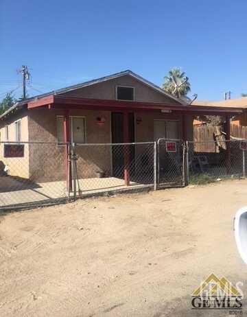 8900 Hope Lane, Lamont, CA 93241