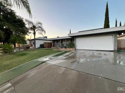 1208 West Point Drive, Bakersfield, CA 93305
