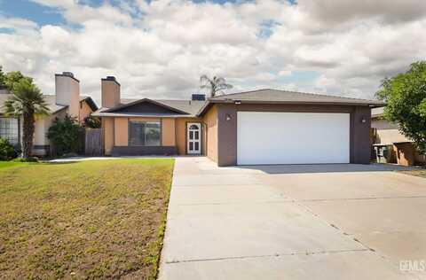 1313 Candace Avenue, Bakersfield, CA 93307