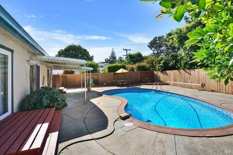 8567 Davona Drive, Dublin, CA 94568