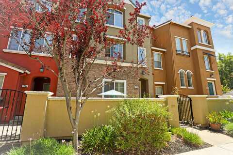 1756 Camino Real Way, Roseville, CA 95747