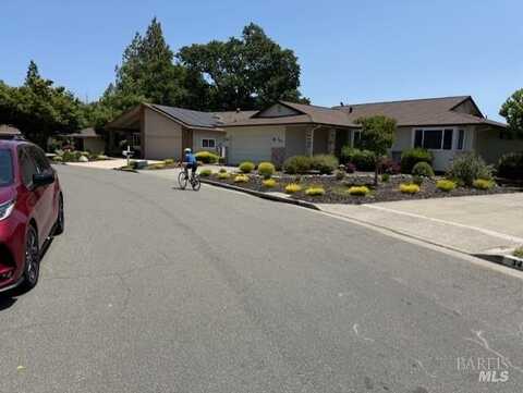 339 Twin Lakes Drive, Santa Rosa, CA 95409