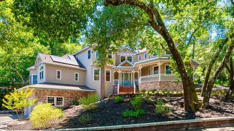 1362 Manzanita Court, Santa Rosa, CA 95404