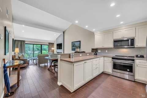 883 Oak Leaf Way, Napa, CA 94558