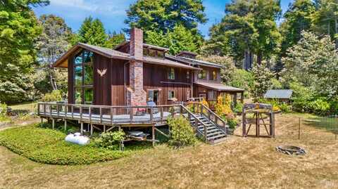 32800 Sutliff Lane, Fort Bragg, CA 95437