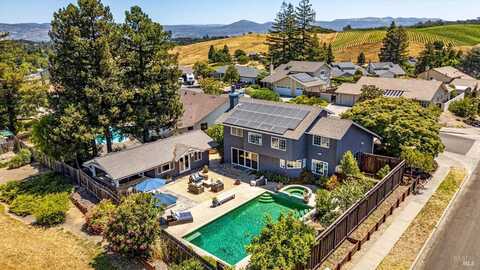 3412 Royal Court, Napa, CA 94558