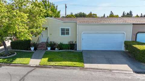 110 Falcon Crest Circle, Napa, CA 94558