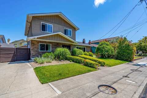 4260 Plass Drive, Napa, CA 94558