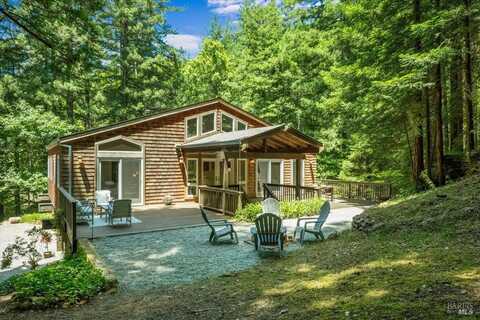 8038 Mondo Way, Guerneville, CA 95446