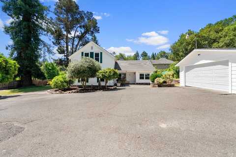 6740 Covey Road, Forestville, CA 95436