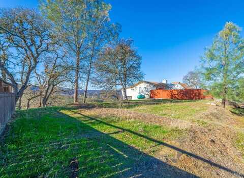 909 Cape Cod Court, Napa, CA 94558
