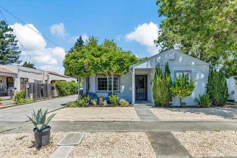 2720 Laurel Street, Napa, CA 94558