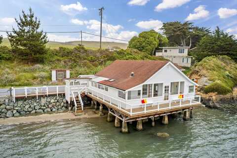 22195 State Route 1 Highway, Marshall, CA 94940