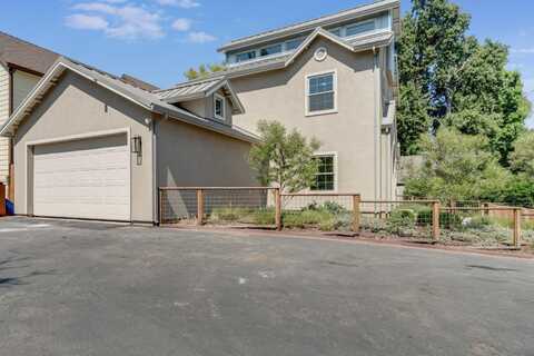 2729 Swanston Oaks Lane, Sacramento, CA 95818