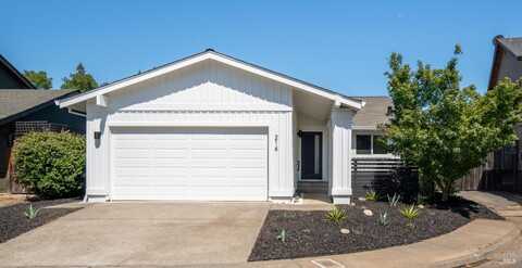 214 Hummingbird Court, Healdsburg, CA 95448