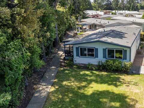 297 Circle Puebla, Rohnert Park, CA 94928