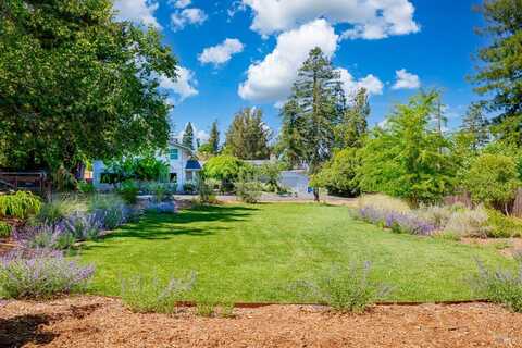 7170 Lynch Road, Sebastopol, CA 95472