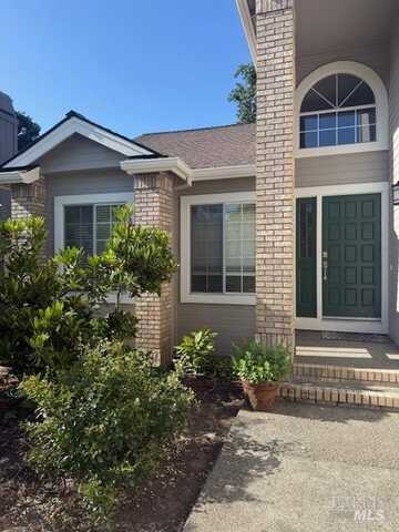 2484 Shady Creek Court, Santa Rosa, CA 95404