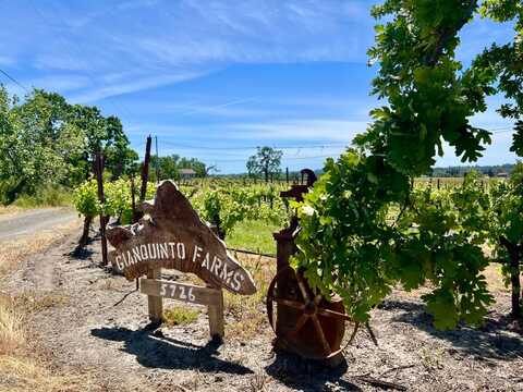 5726 Hall Road, Santa Rosa, CA 95401