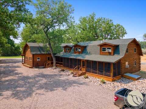 879 Sawyer Loop, Hardin, MT 59034
