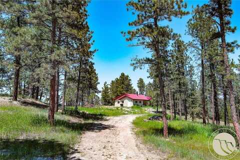 470 Road 4, Roundup, MT 59068