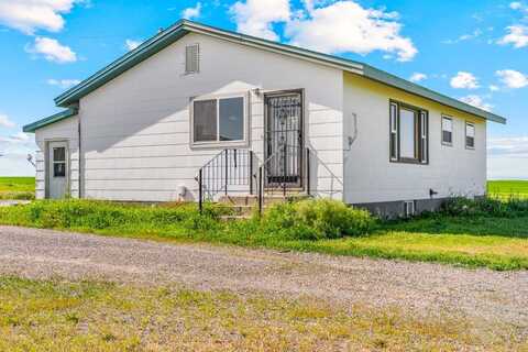 1036 Davis Road, Hardin, MT 59034
