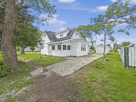 290 NW G Street, Linton, IN 47441