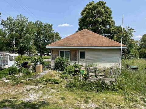 380 S MERIDIAN RD, Mitchell, IN 47446