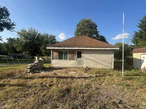 380 S MERIDIAN RD, Mitchell, IN 47446