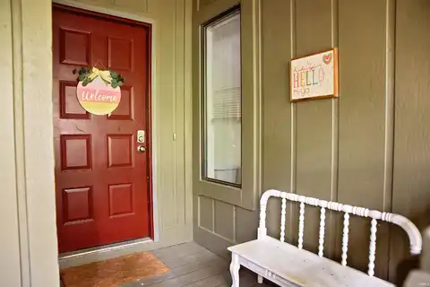 9012 S Pointe Ridge Lane, Bloomington, IN 47401